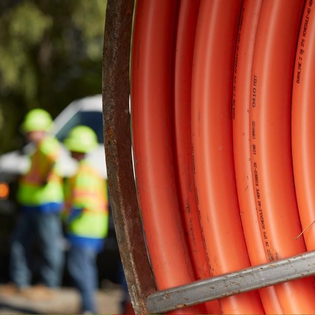 Spectrum technicians working on cable